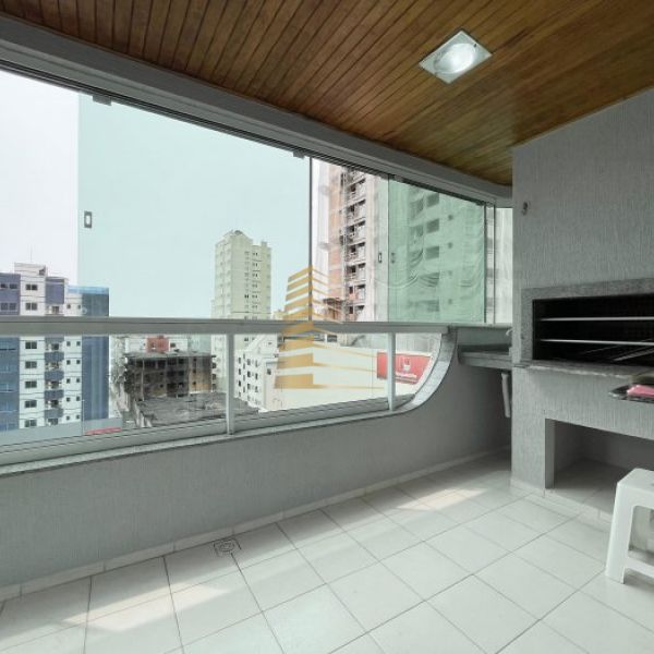 3 Quartos Frente Av. Nereu Ramos