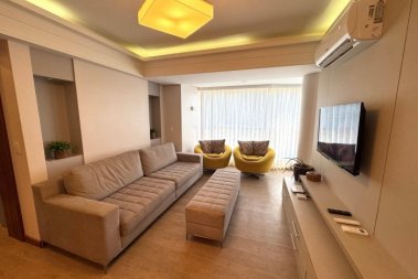 Apartamento temporada 3 quartos em Meia Praia