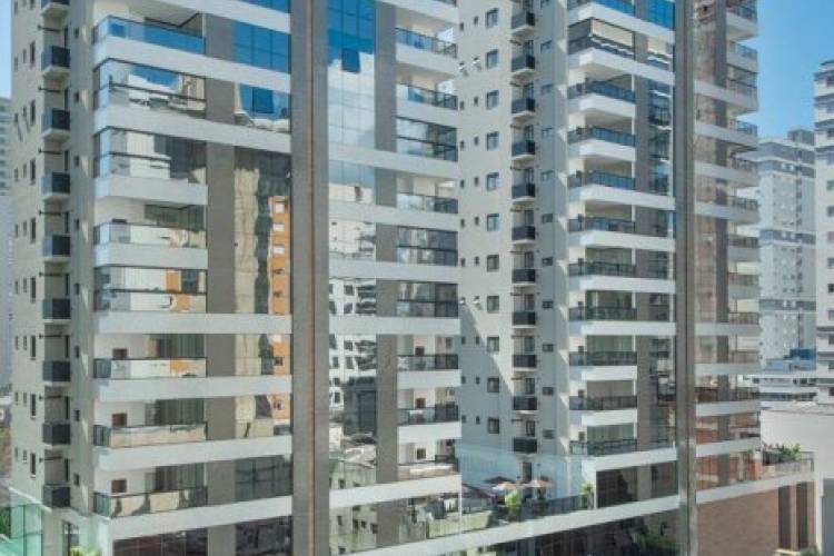 Apartamento novo na Meia Praia - Itapema SC