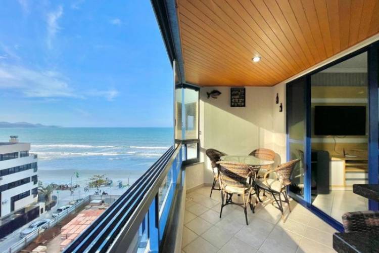 EDIFICIO FRENTE MAR - APARTAMENTO  LATERAL 